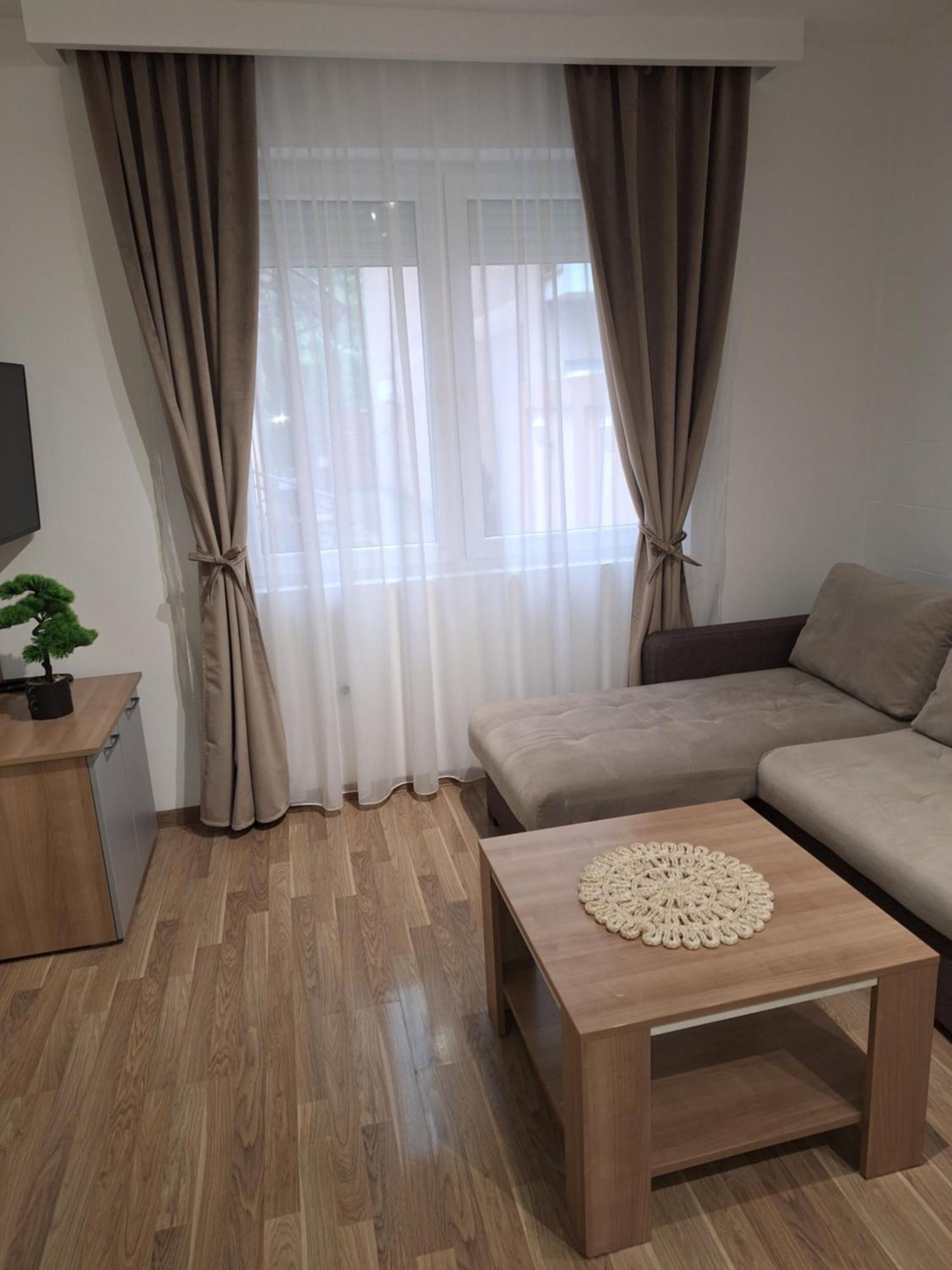 Matino Apartments 2 Valjevo Buitenkant foto